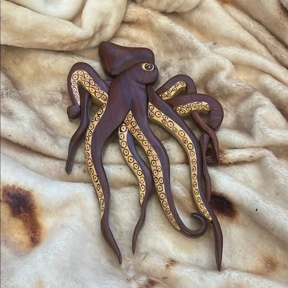 Wooden Octopus Wall Art - Picture 1 of 5